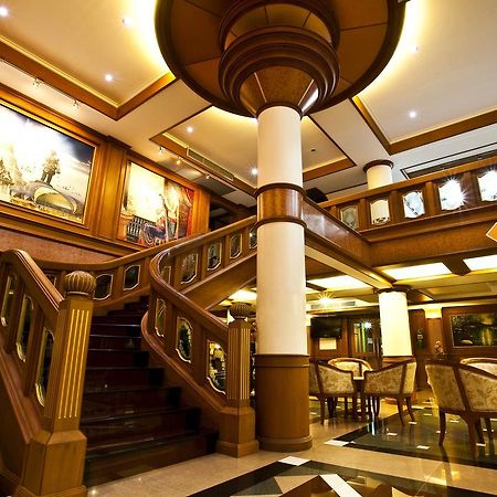 Zaza Hotel Samut Prakan Esterno foto