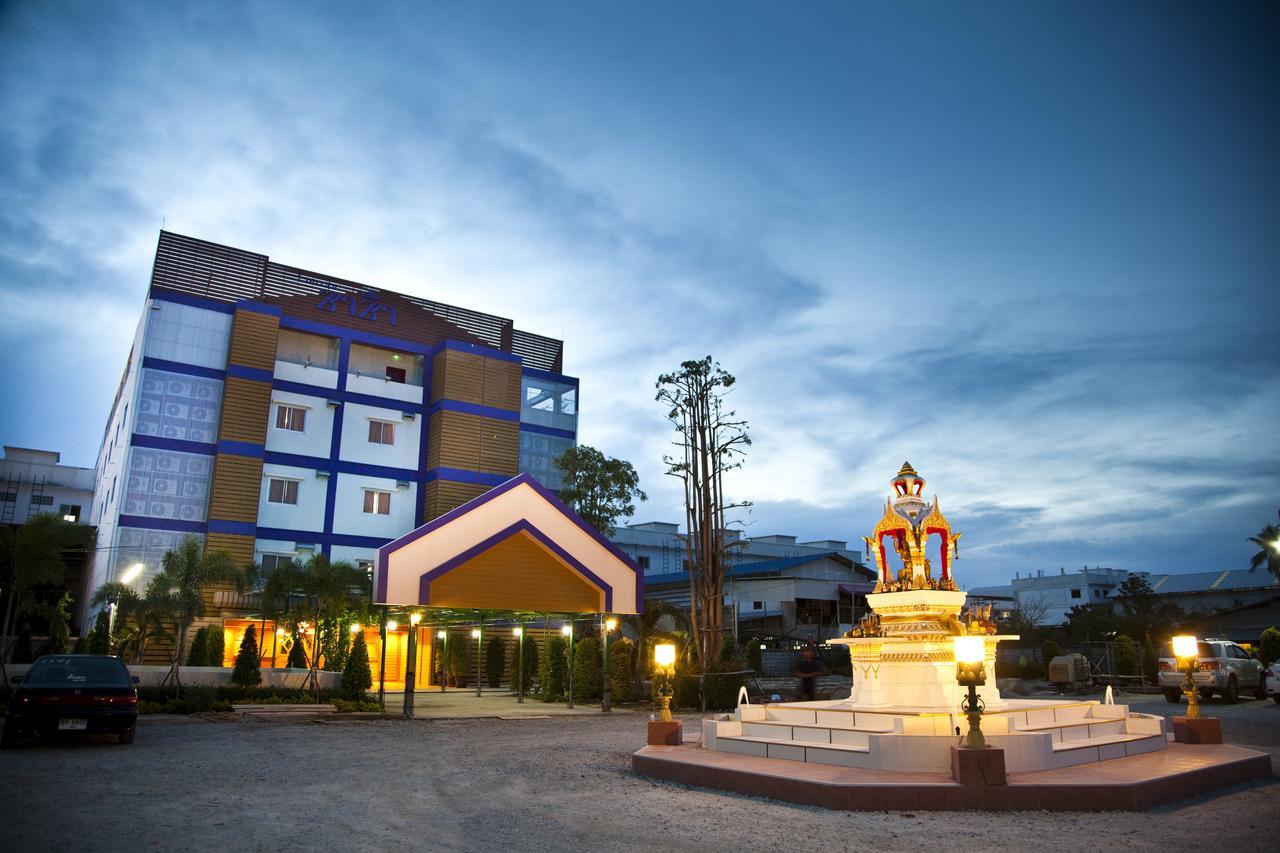 Zaza Hotel Samut Prakan Esterno foto