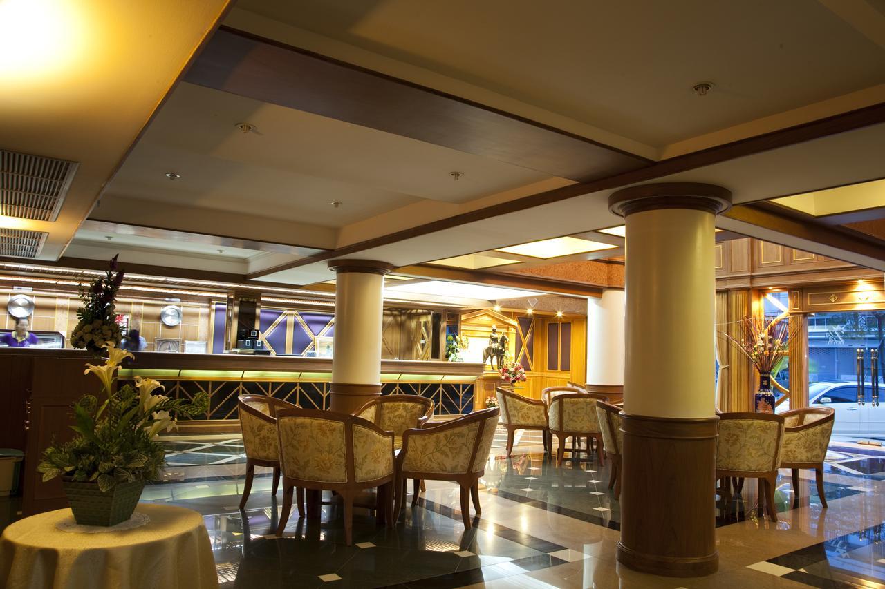 Zaza Hotel Samut Prakan Esterno foto